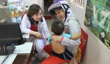 SỐT XUẤT HUYẾT - CÁCH THEO DÕI CHĂM SÓC TẠI NHÀ